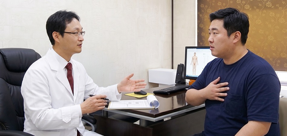 진료실 상담 장면